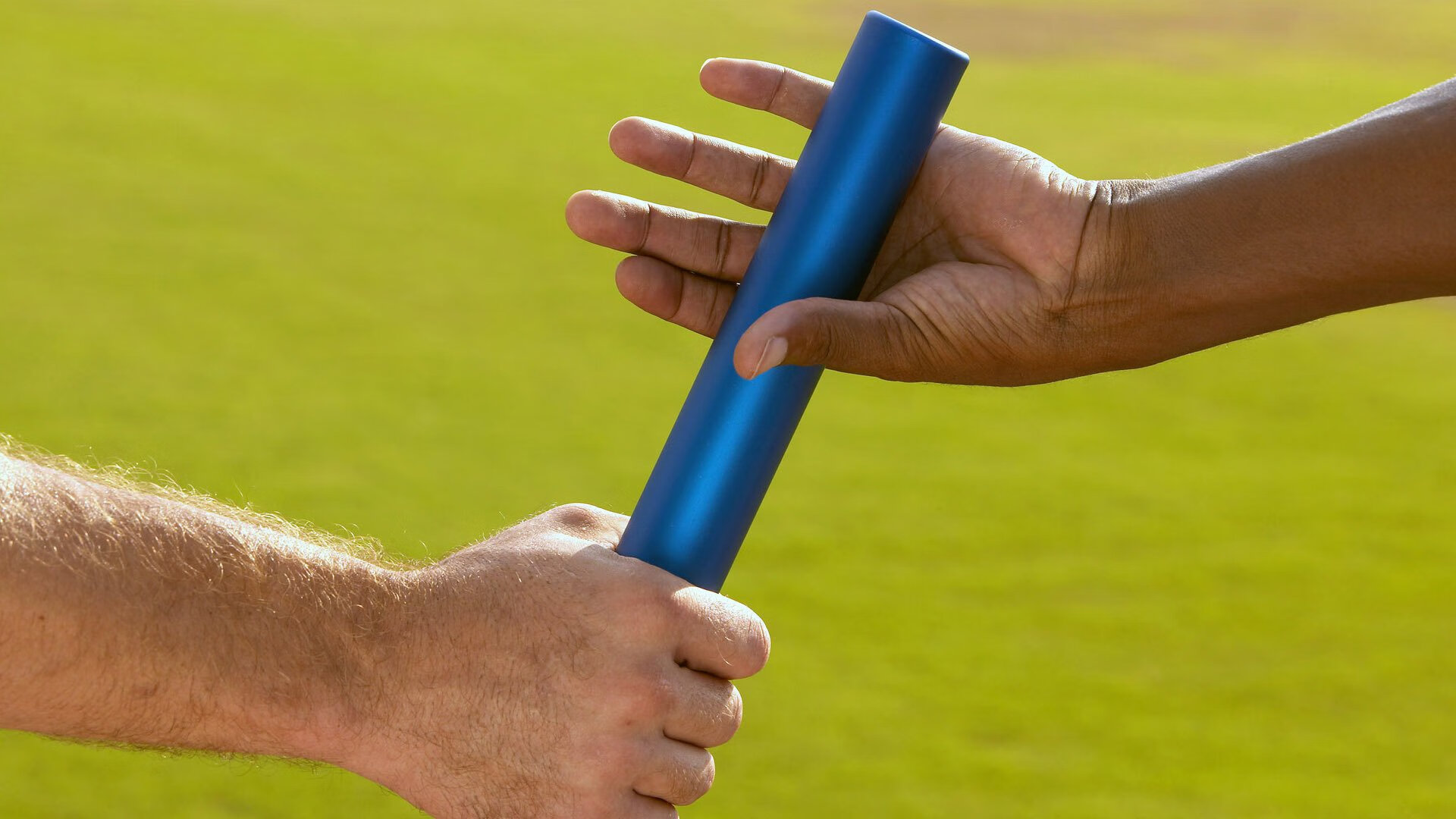 俱乐部推出球迷教育项目倡导文明观赛文化，球迷俱乐部是干嘛的