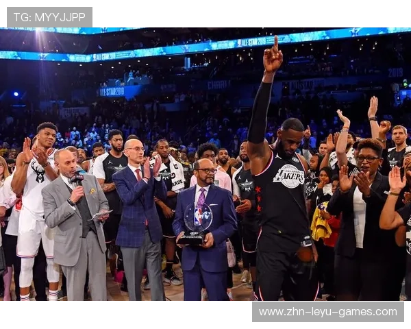 NBA全明星公益赛观众爆满：篮球盛宴传递温暖与希望